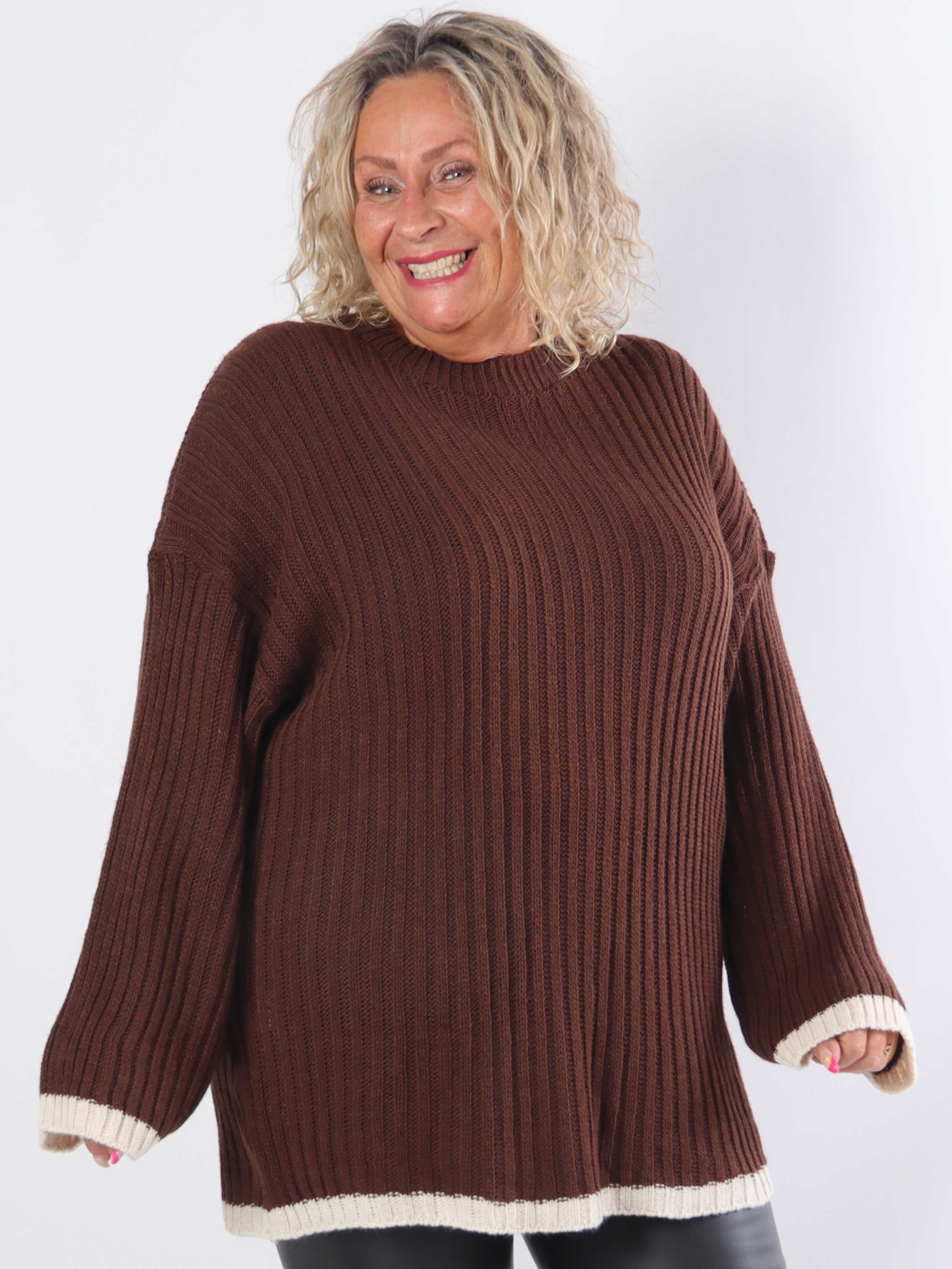 Violet - Plus size strikbluse med farvet kant